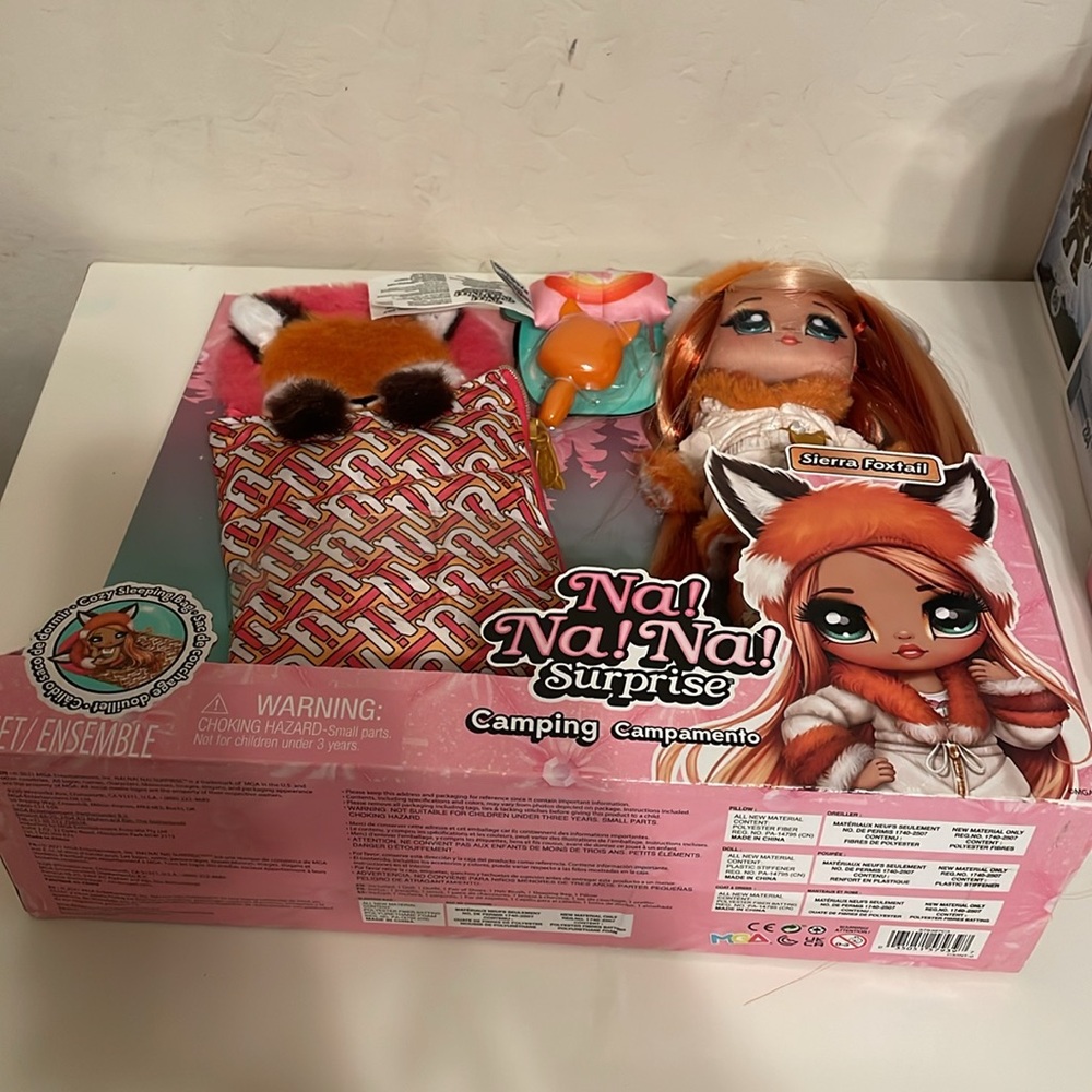 Na! Na! Na! Surprise Fox Camping Doll Set Sierra Foxtail New in Package. - Picture 5 of 10